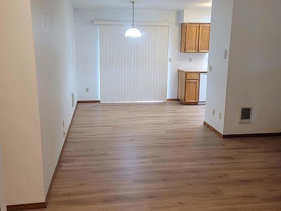 3rd image of 9406 198th Ave E #2