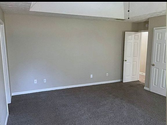 4th image of 1576 Canberra Dr