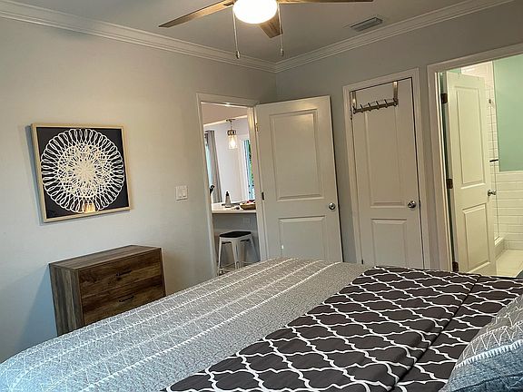 5th image of 802 N M St APT 3