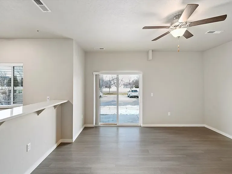 White Hawk Townhomes — Photo 49
