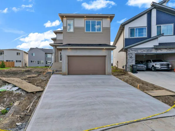 2824 194th St NW, Edmonton, AB T6M 3B1
