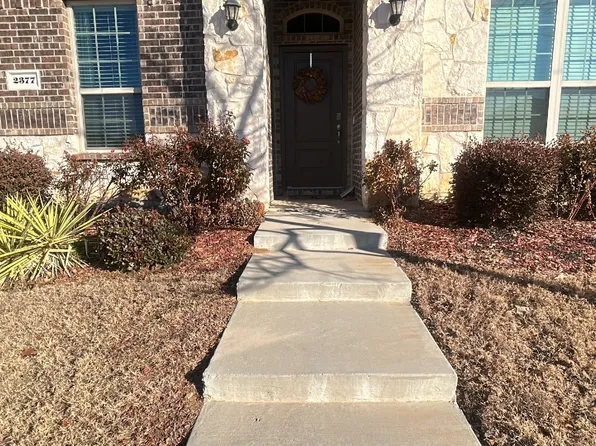 2377 Larimar Dr, Aubrey, TX 76227