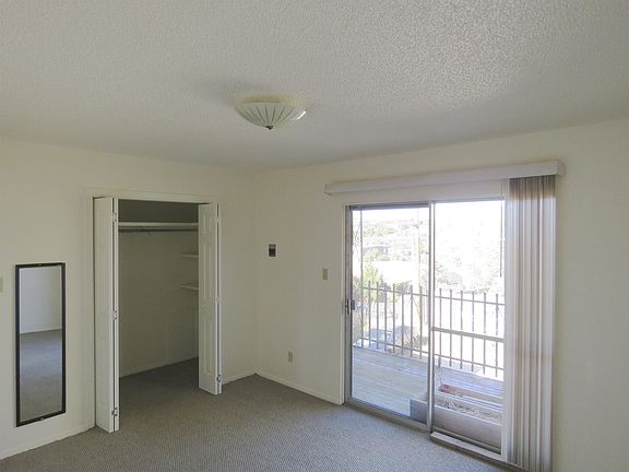 3rd image of 302 Artist Rd APT 4