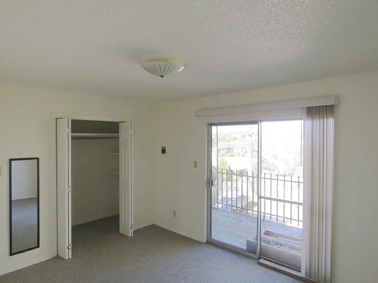 302 Artist Rd — Photo 3