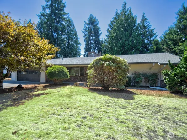 6617 Husky Way SE, Lacey, WA 98503