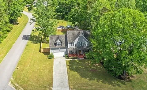 301 Meridian Way — Photo 4