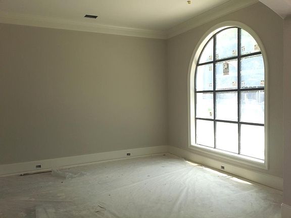 3rd image of 4914 Wedgewood Dr