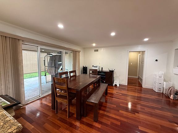5th image of 3014 Ilopango Dr