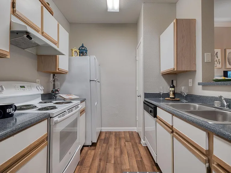 Saddle Ridge — Photo 10