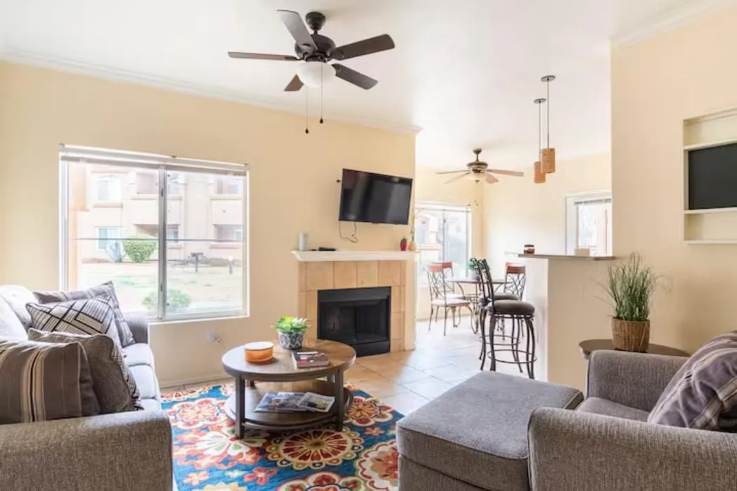 7050 E Sunrise Dr — Photo 1