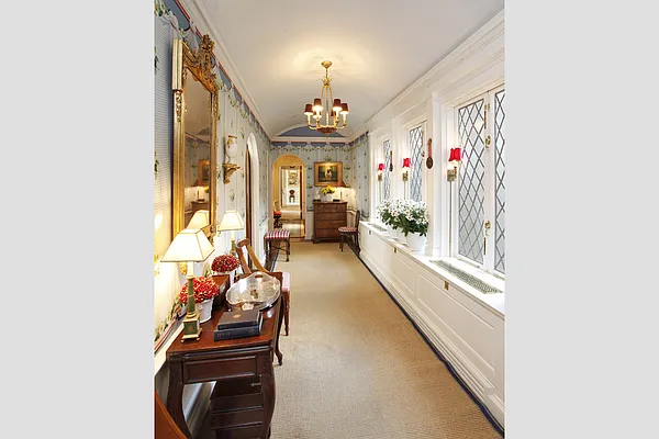 Sold by Stribling | media 8