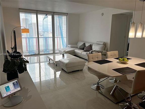 4th image of 50 Biscayne Blvd APT 2601
