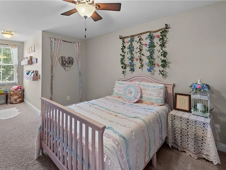 498 Waverly Ln — Photo 30