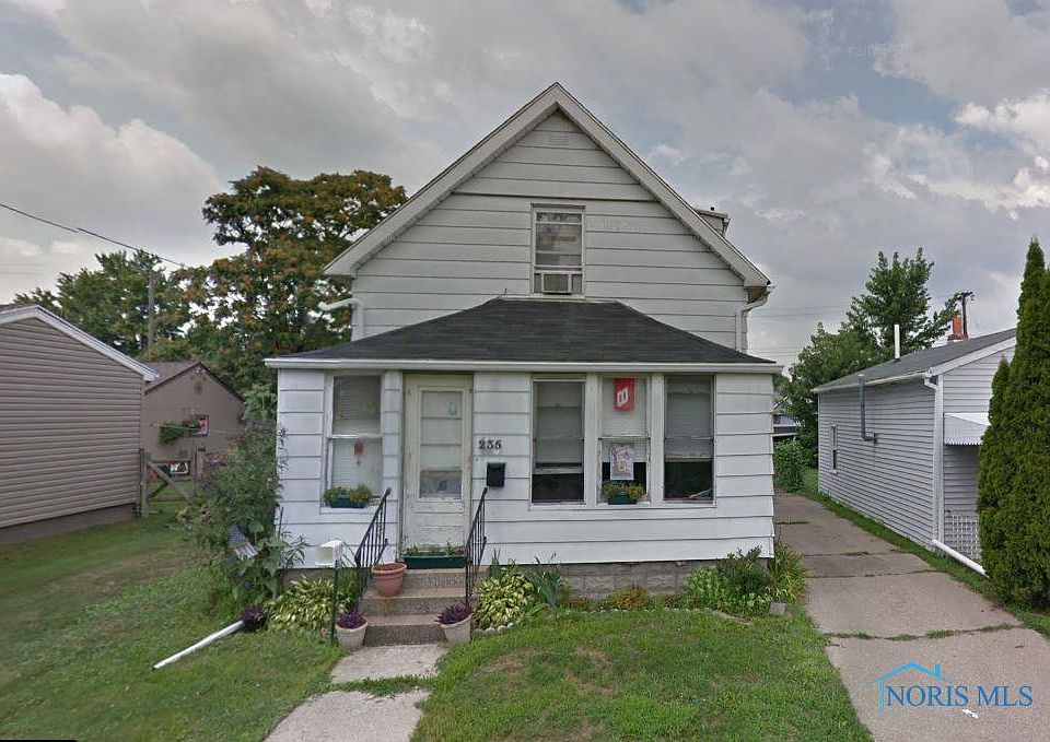 1st image of 235 Osborne St