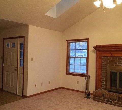 4th image of 600 Tabb Lakes Dr