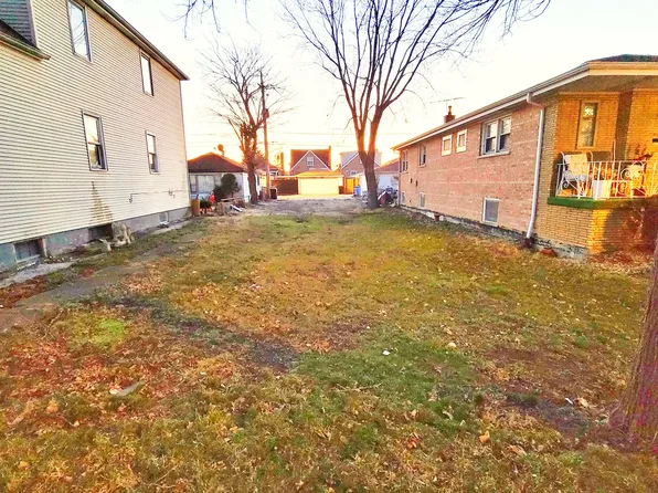 5730 S Kostner Ave, Chicago, IL 60629