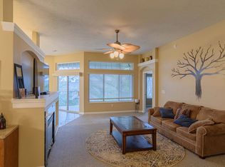 1902 Mimosa Trl, Florence, KY 41042