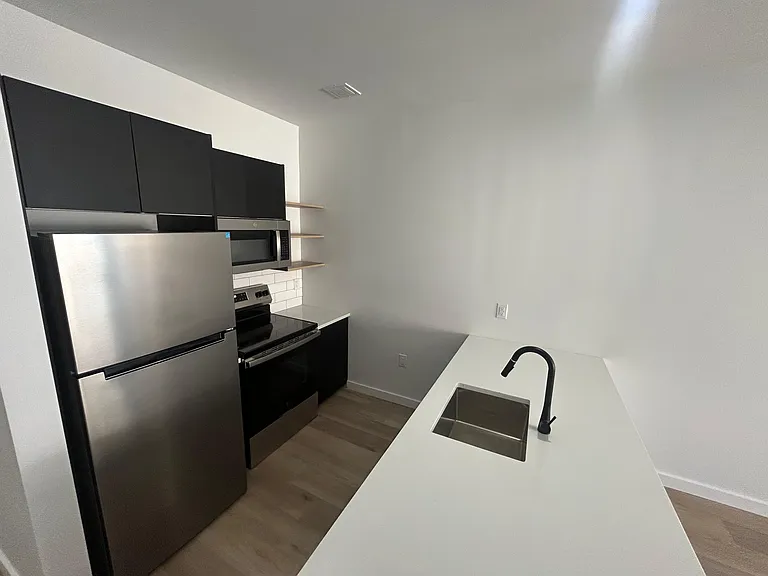6 Madison St #VAR1 — Photo 21