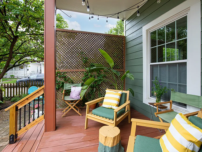1502 Woodlawn Ave — Photo 43