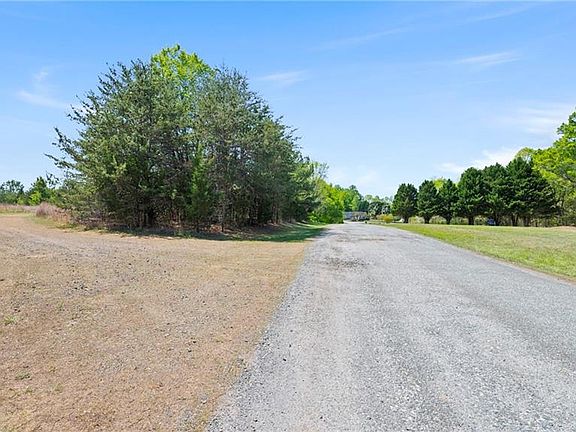 3rd image of 0 Knoll Ridge Rd