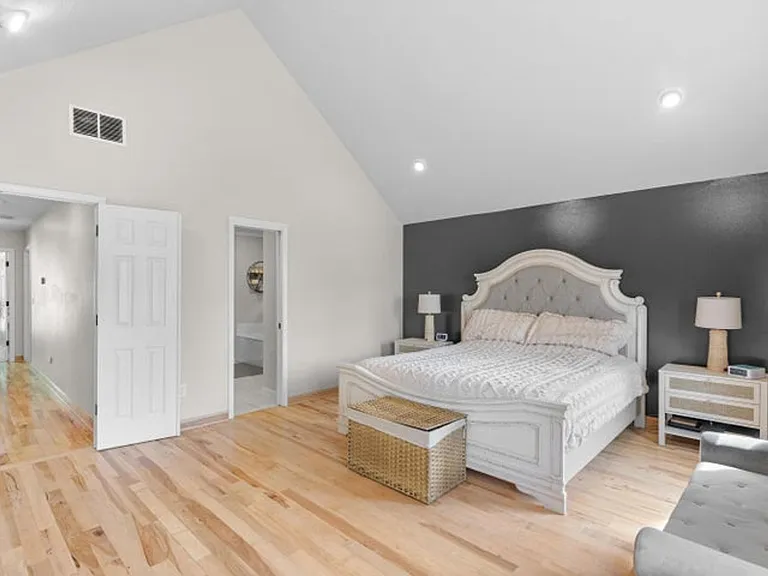 840 E Gaslight Dr — Photo 14