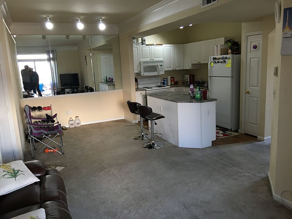 2nd image of 9733 Jefferson Pkwy APT G3