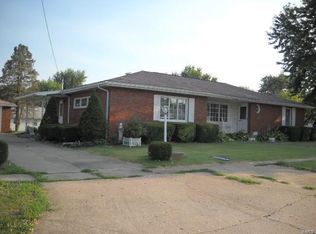 104 W Main St, Hardin, IL 62031