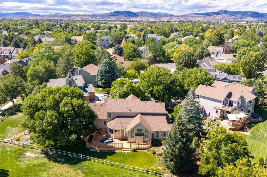 1218 Chickadee Ct