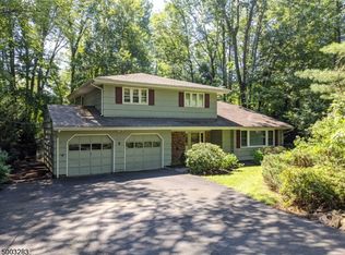 4 Old Smalleytown Rd, Warren, NJ 07059