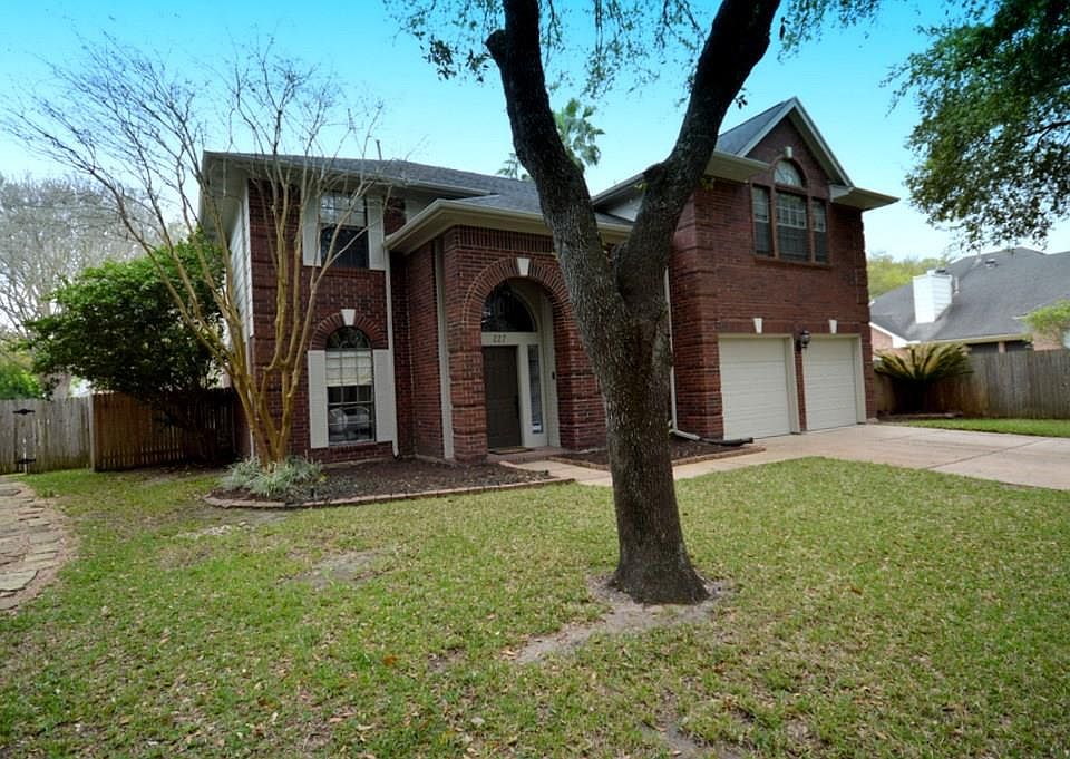 1st image of 227 Rolling Plains Dr