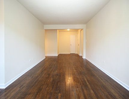 4th image of 3324 Parsons Blvd APT 2F