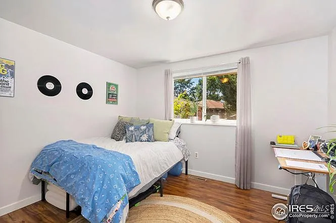 2216 Albany Ct — Photo 21