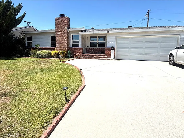 1023 E Thelborn St — Photo 17
