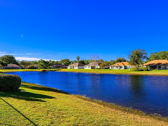 3rd image of 43 Ormond Green Blvd