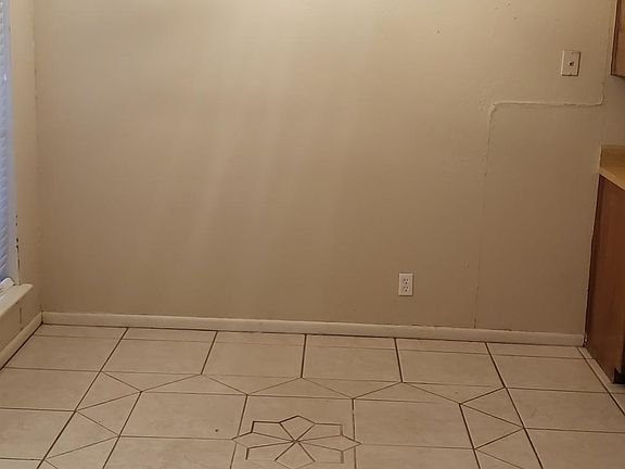 3rd image of 4929 Cedar Pass Dr APT C4