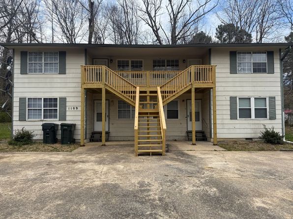 1109 Woodlawn Dr #4