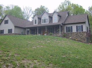 605 Blue Lake Rd, Denver, PA 17517