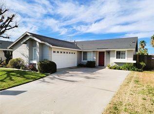 7810 Village Lakes Rd, Highland, CA 92346