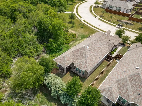 1413 Shire Dr, Aubrey, TX 76227