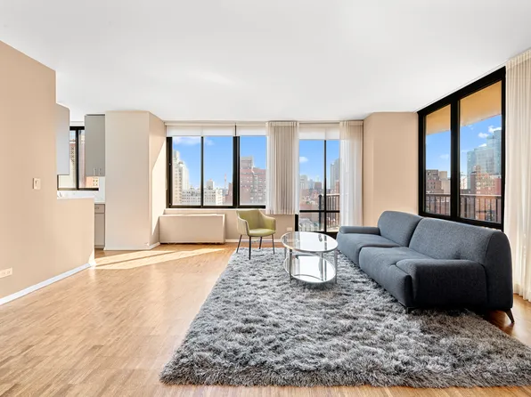 304 East 65th Street image 1 of 7