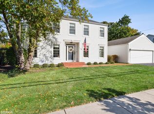 1814 E Oakton St, Arlington Heights, IL 60004