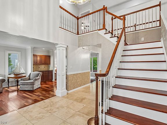 3rd image of 29256 Regency Cir
