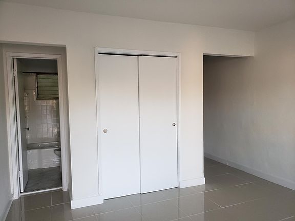 3rd image of 765 NE 121st St APT 8