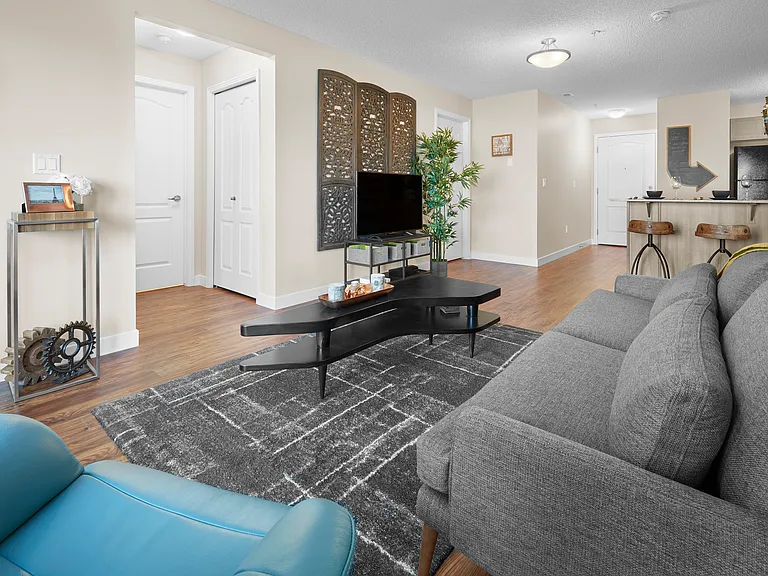 2105 68th St SW — Photo 11
