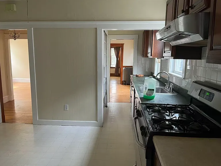 126 Atlantic St #2 — Photo 7