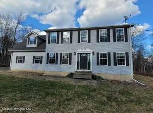 482 Scenic Dr, Albrightsville, PA