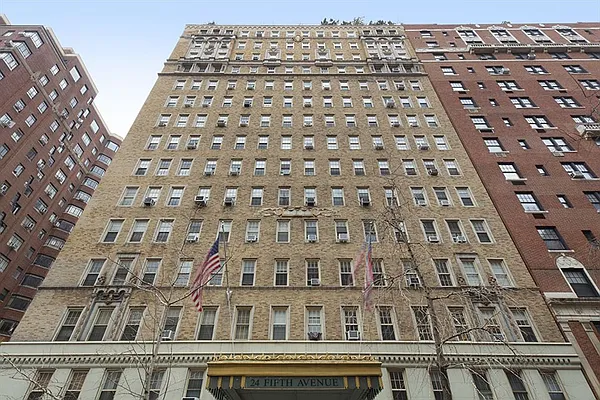 Sold by Corcoran | media 21