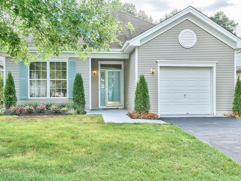1st image of 18 Summerwinds Dr