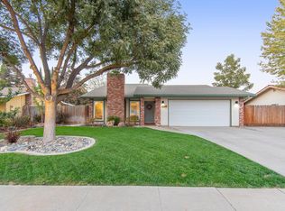 1134 E Rose Ct, Visalia, CA 93292
