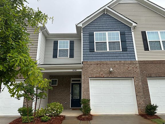 2nd image of 14140 Castle Nook Dr